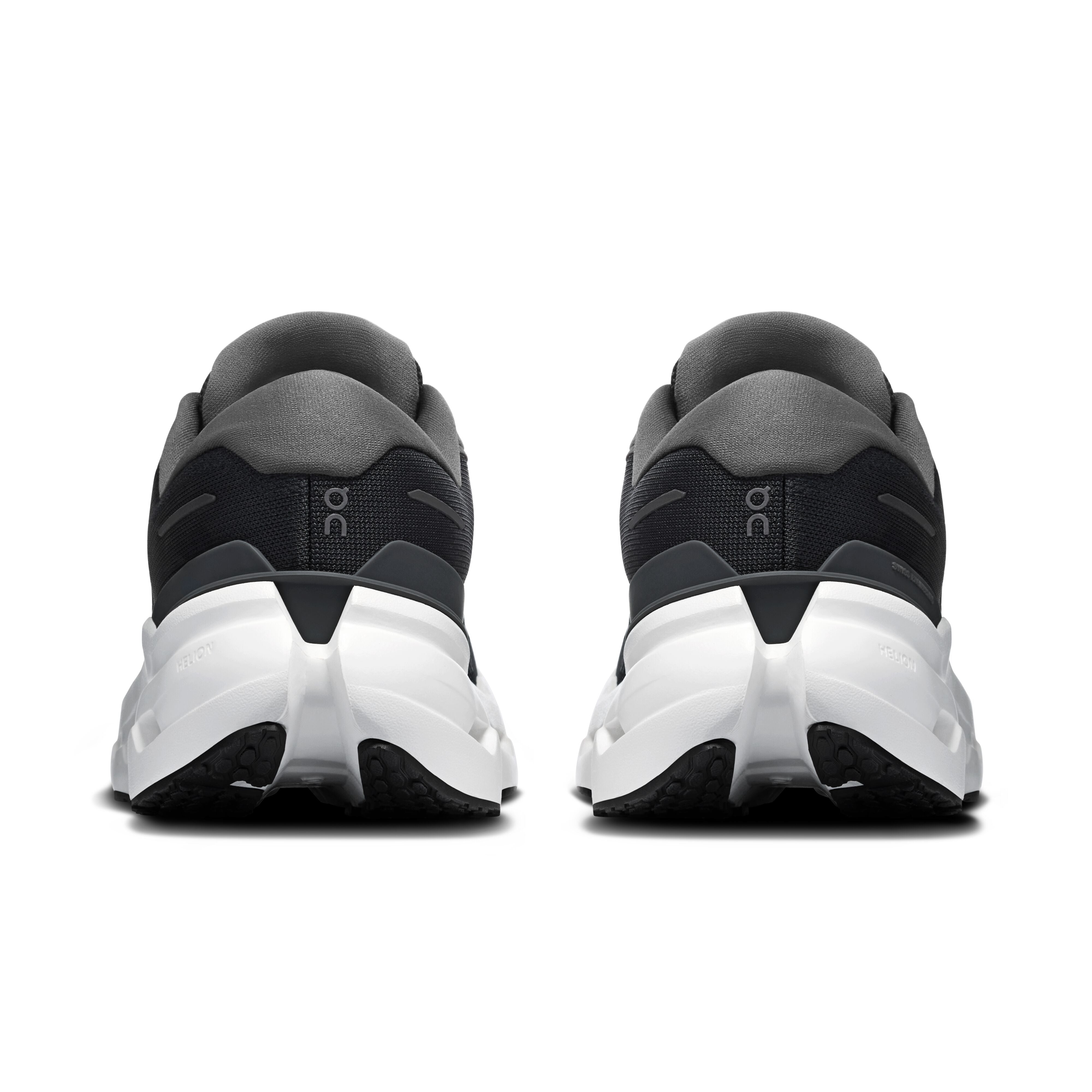 MEN'S CLOUDRUNNER 3 BLACK IVORY