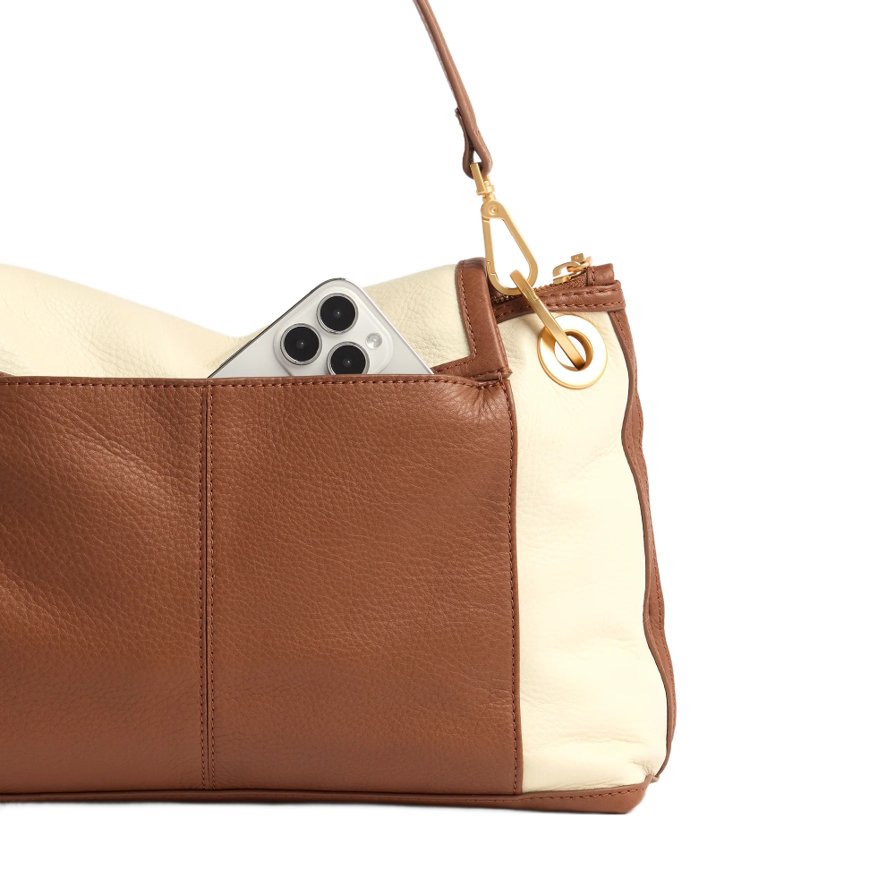 VIP GRAND COURTYARD CREAM