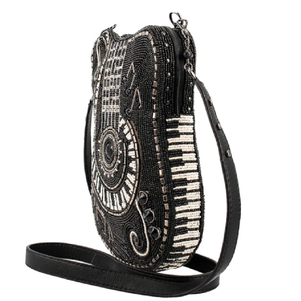 NOTEWORTHY SHOULDER BAG