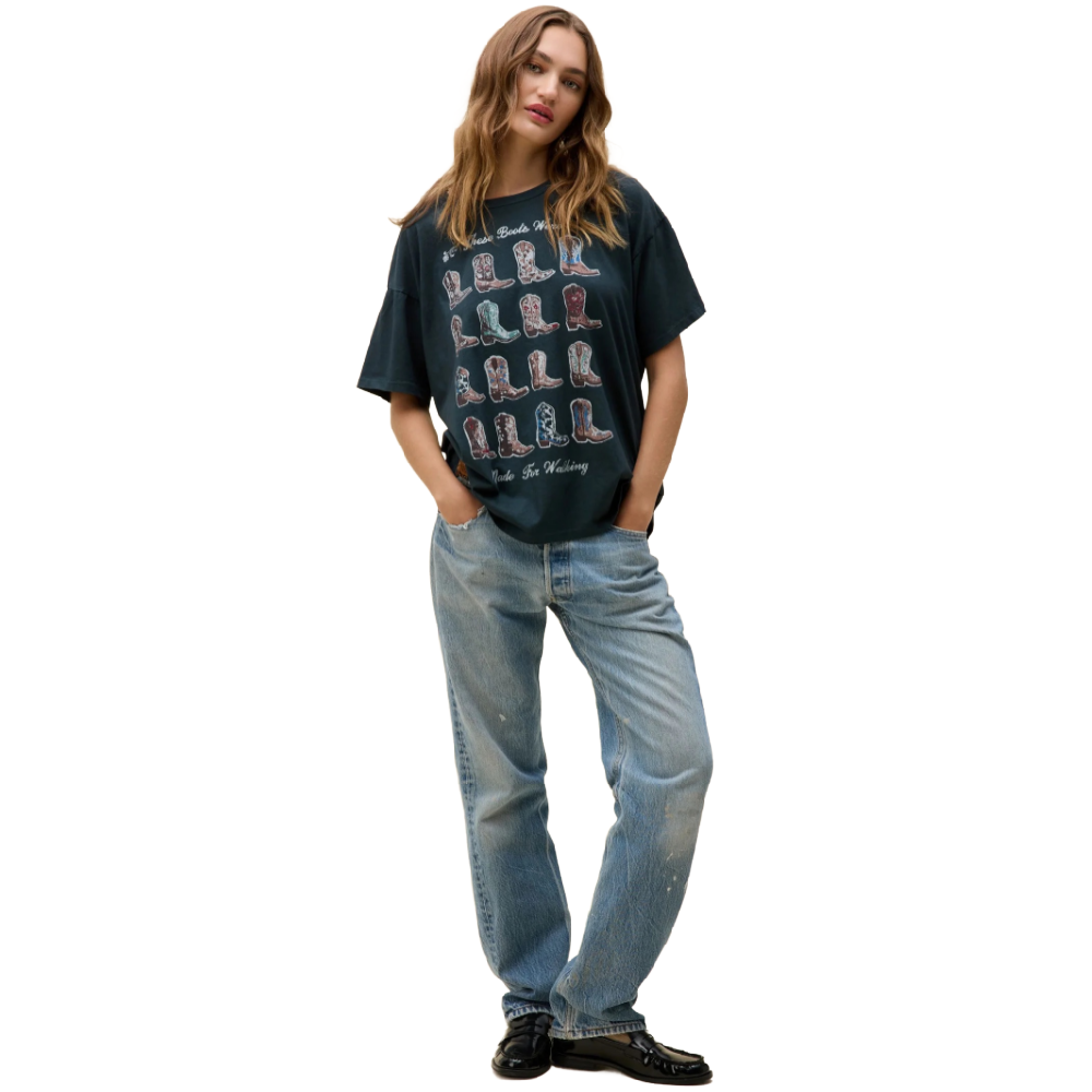 BOOTS FOR WALKING TEE