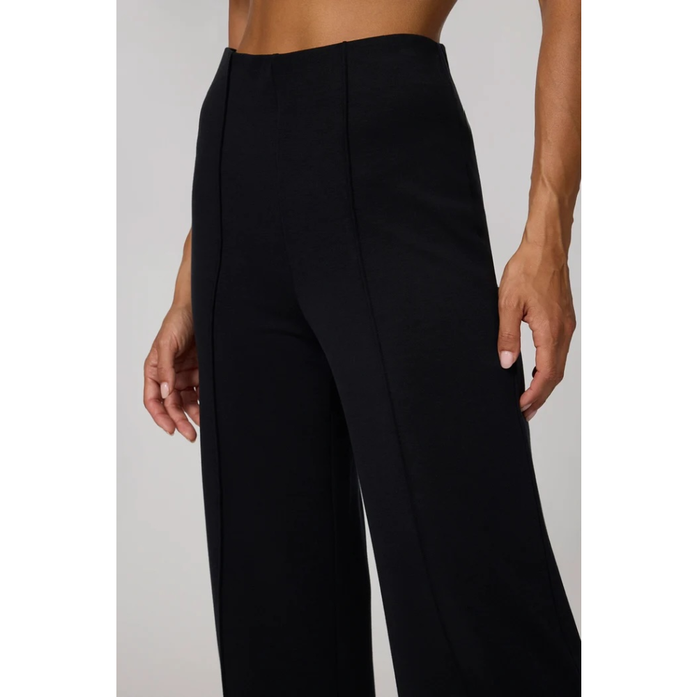 PERFORMANCE WIDE LEG PANT