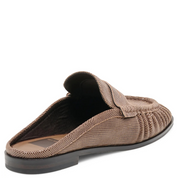 BETZY EMBOSSED MOCHA