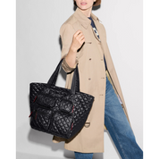 BLACK MEDIUM METRO TRAVEL TOTE