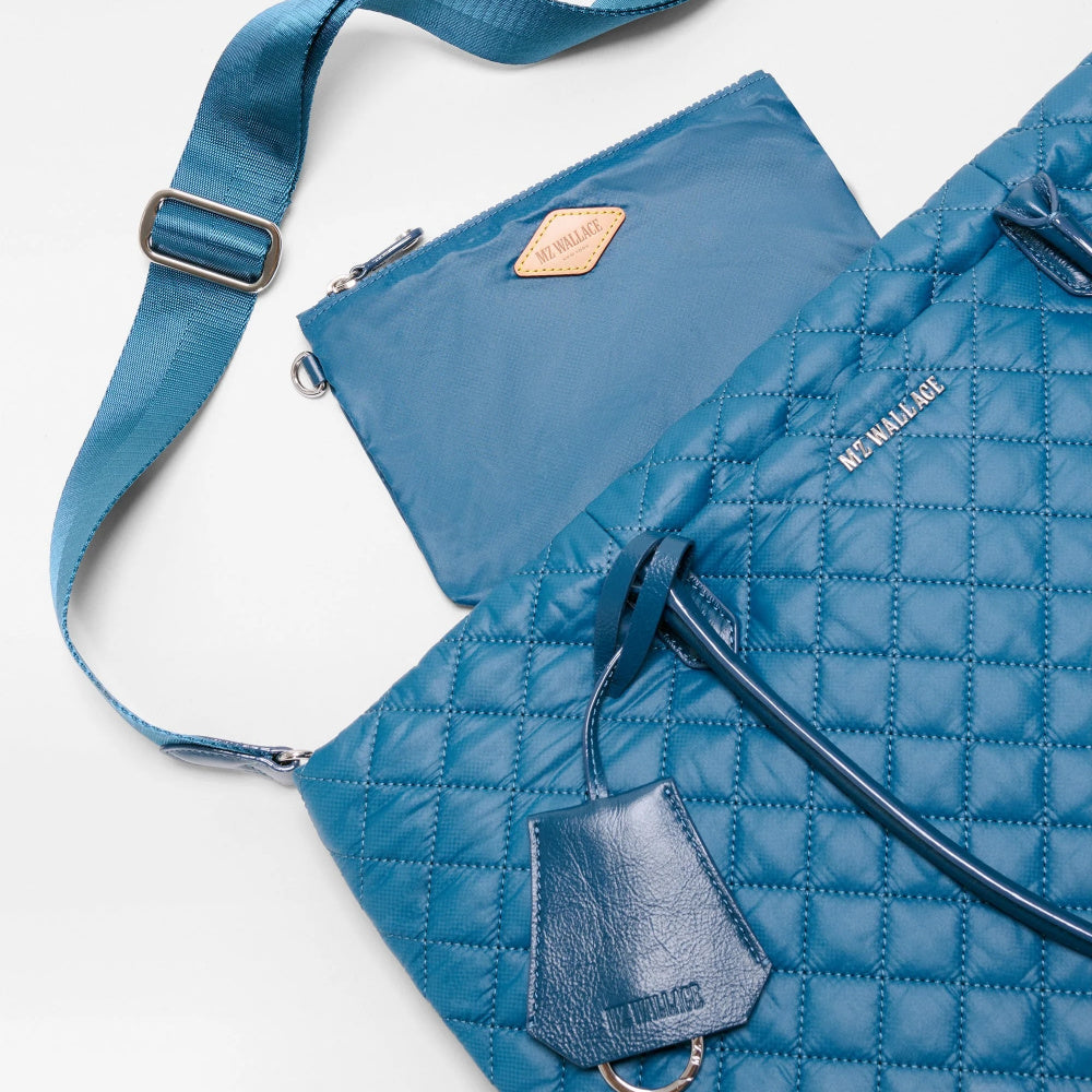 MEDIUM METRO DAILY TOTE ATLANTIC BLUE