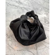 SILK KNOT BAG BLACK