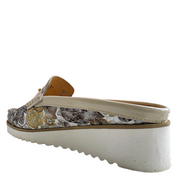 960 BLOSSOM BEIGE