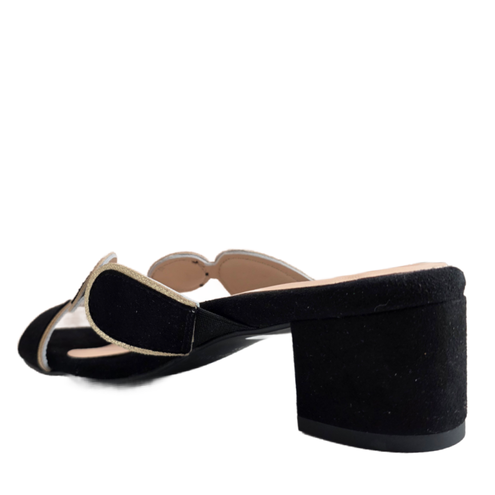 260031 BLACK