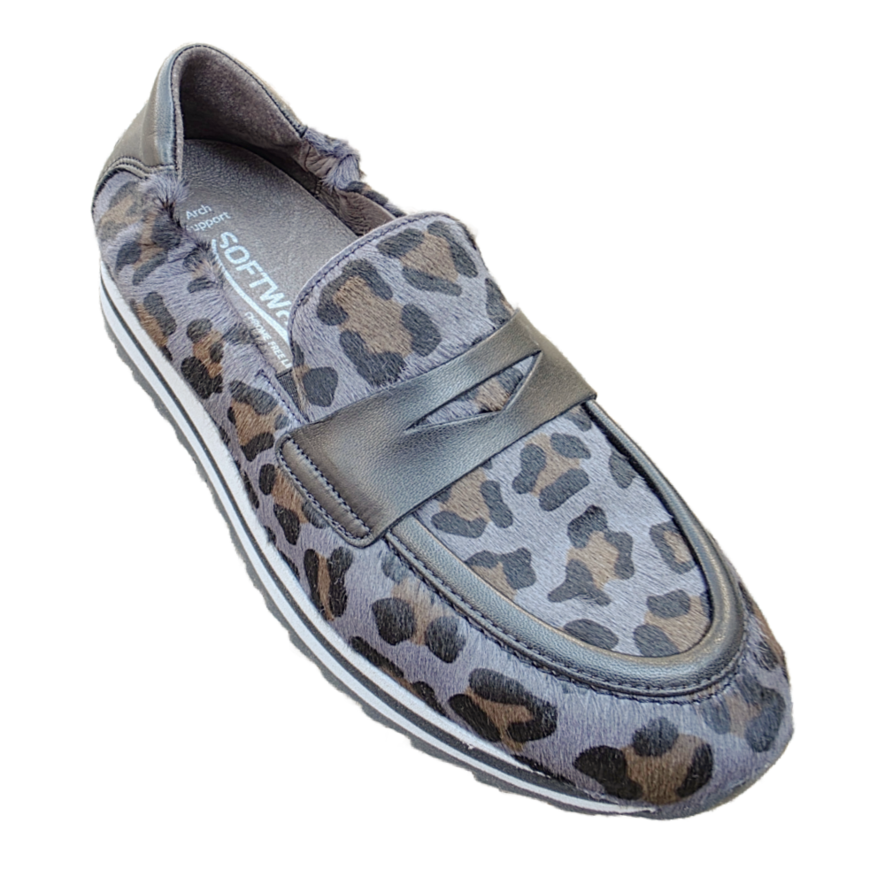 9.32.02 LEOPARD INK