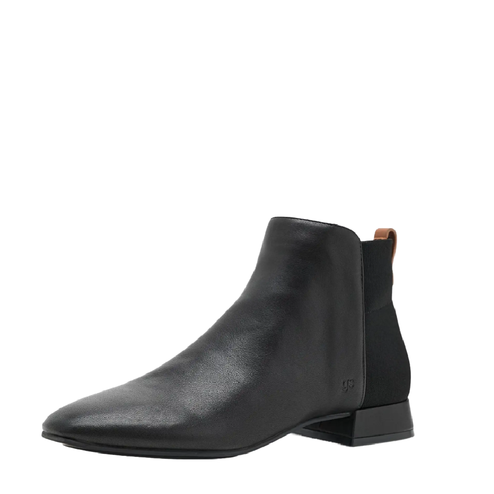 PORT BLACK