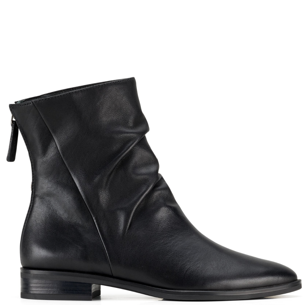FLAIR BLACK