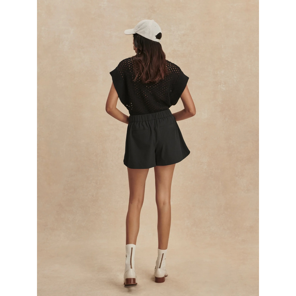 NILA BLACK