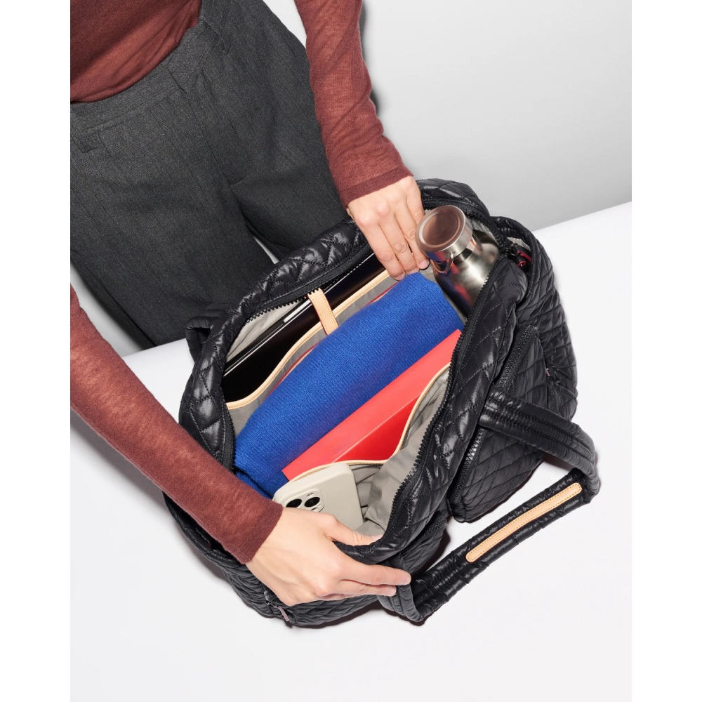 NIK ll DUFFLE BLACK