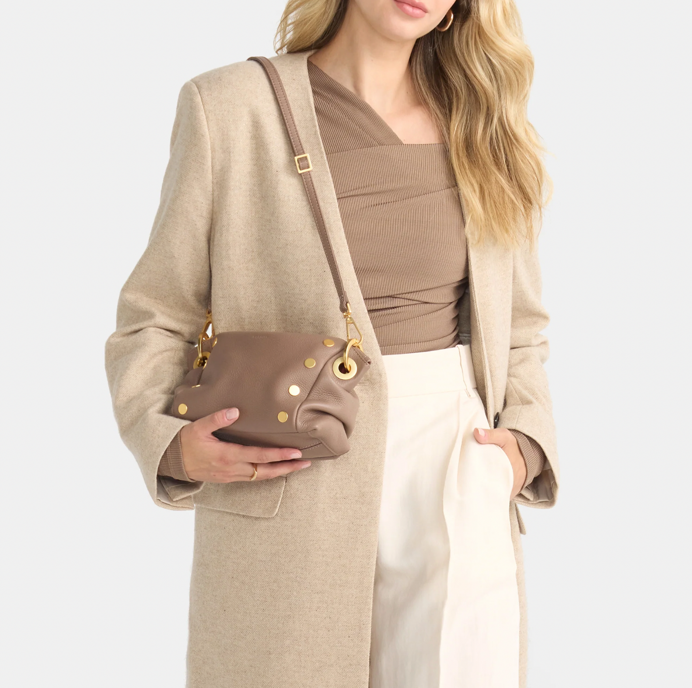 DANIEL CROSSBODY SML SCULPTED TAUPE