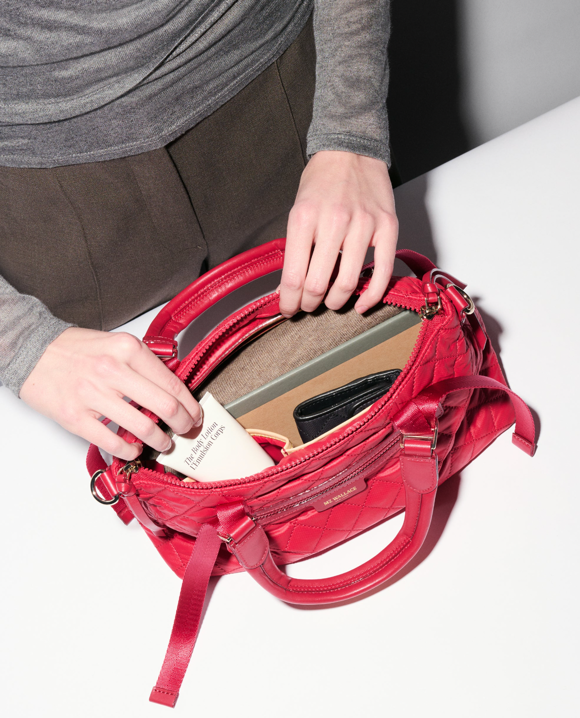 SMALL PARK SATCHEL APPLE