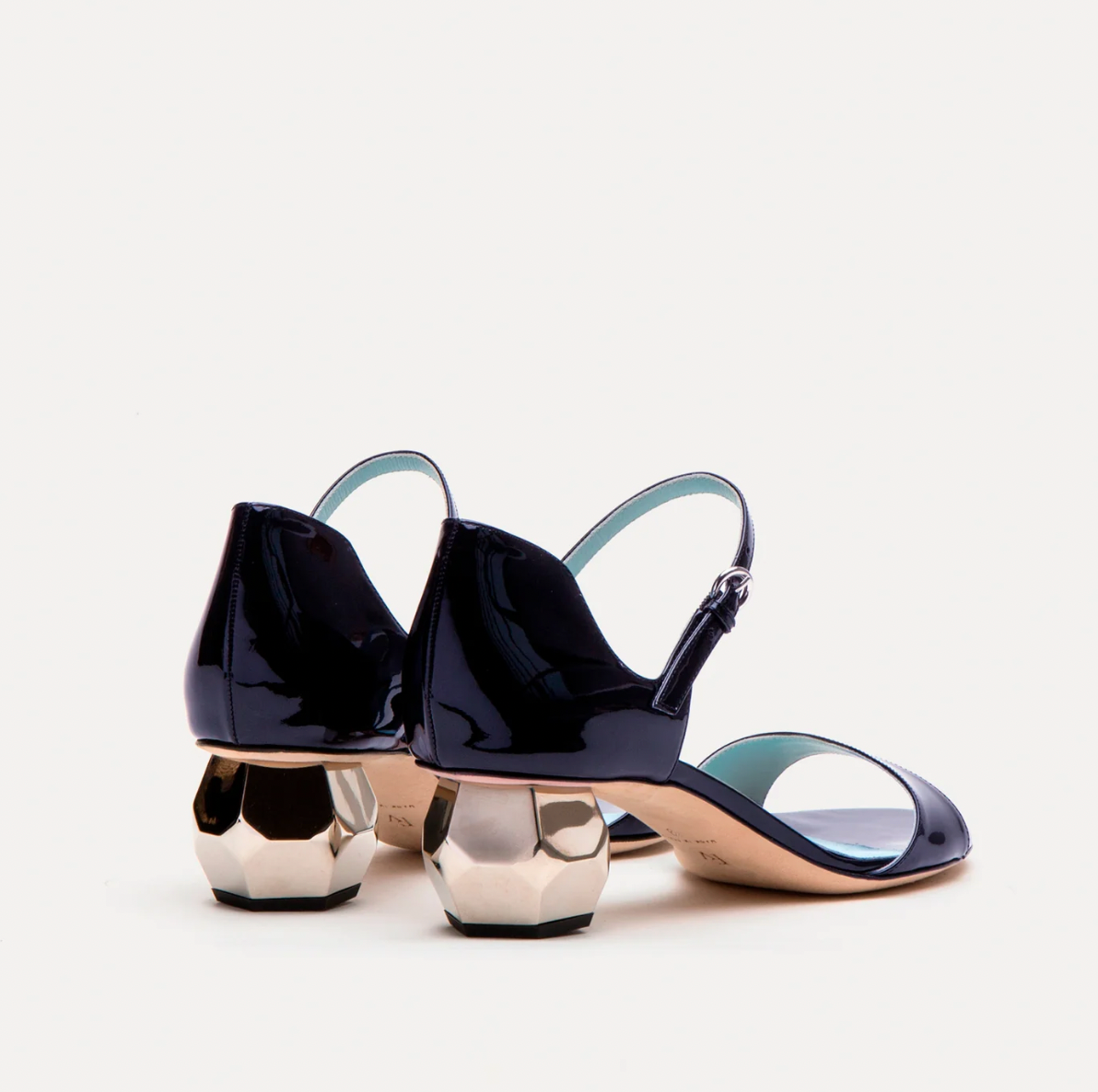 BELLA NAVY