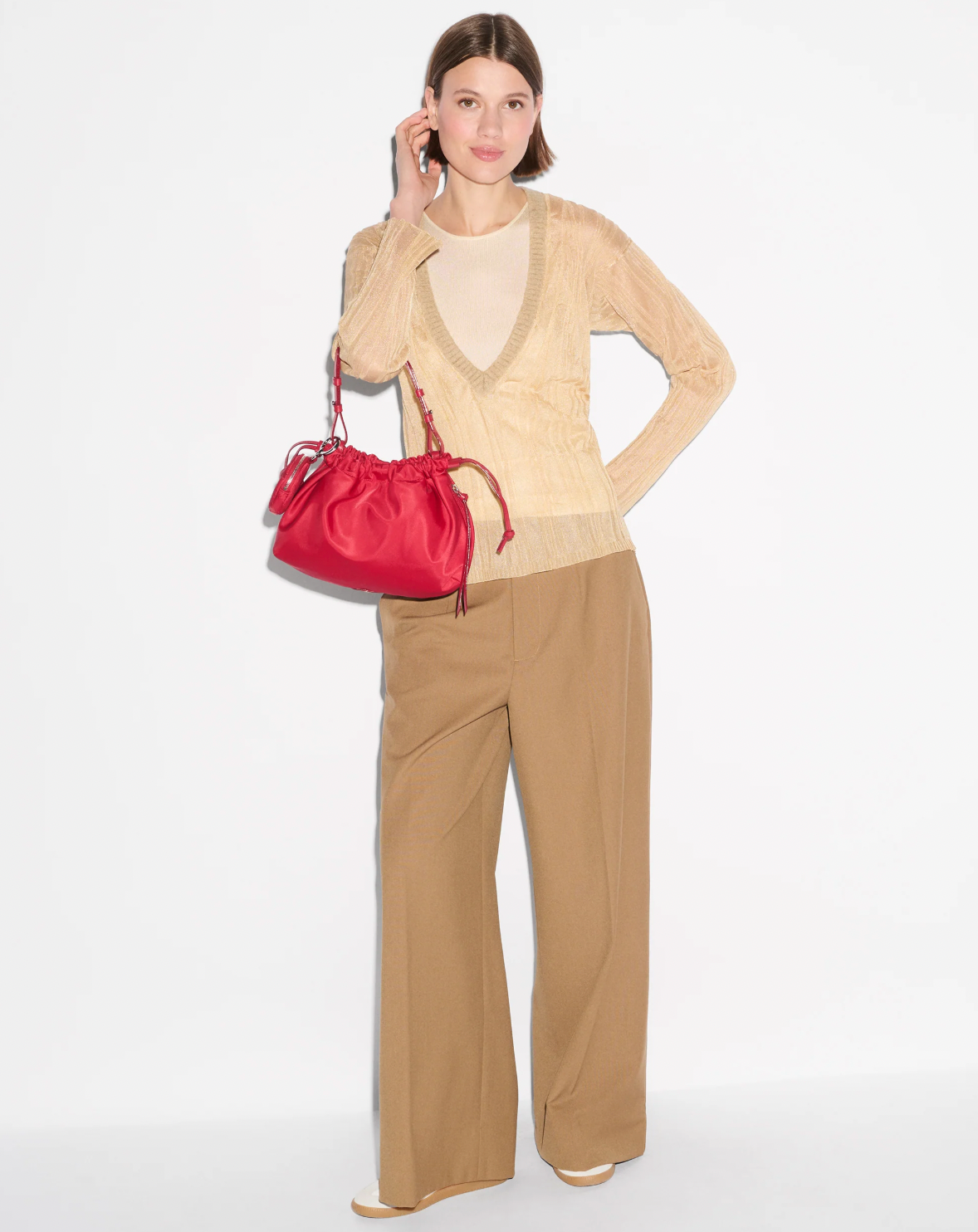 WAVERLY SHOULDER APPLE