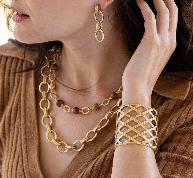 CLEOPATRA GOLD REGAL NECKLACE