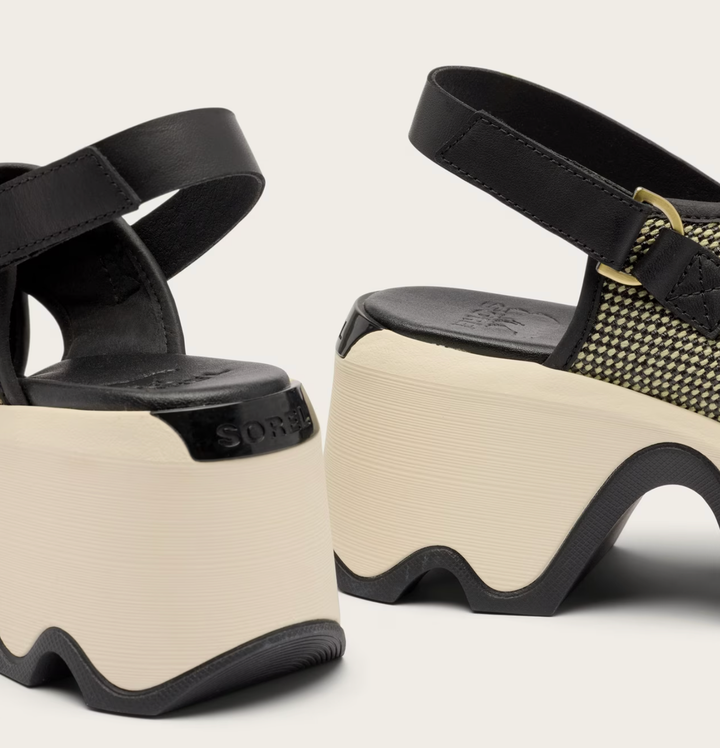 KINETIC AURA BLACK