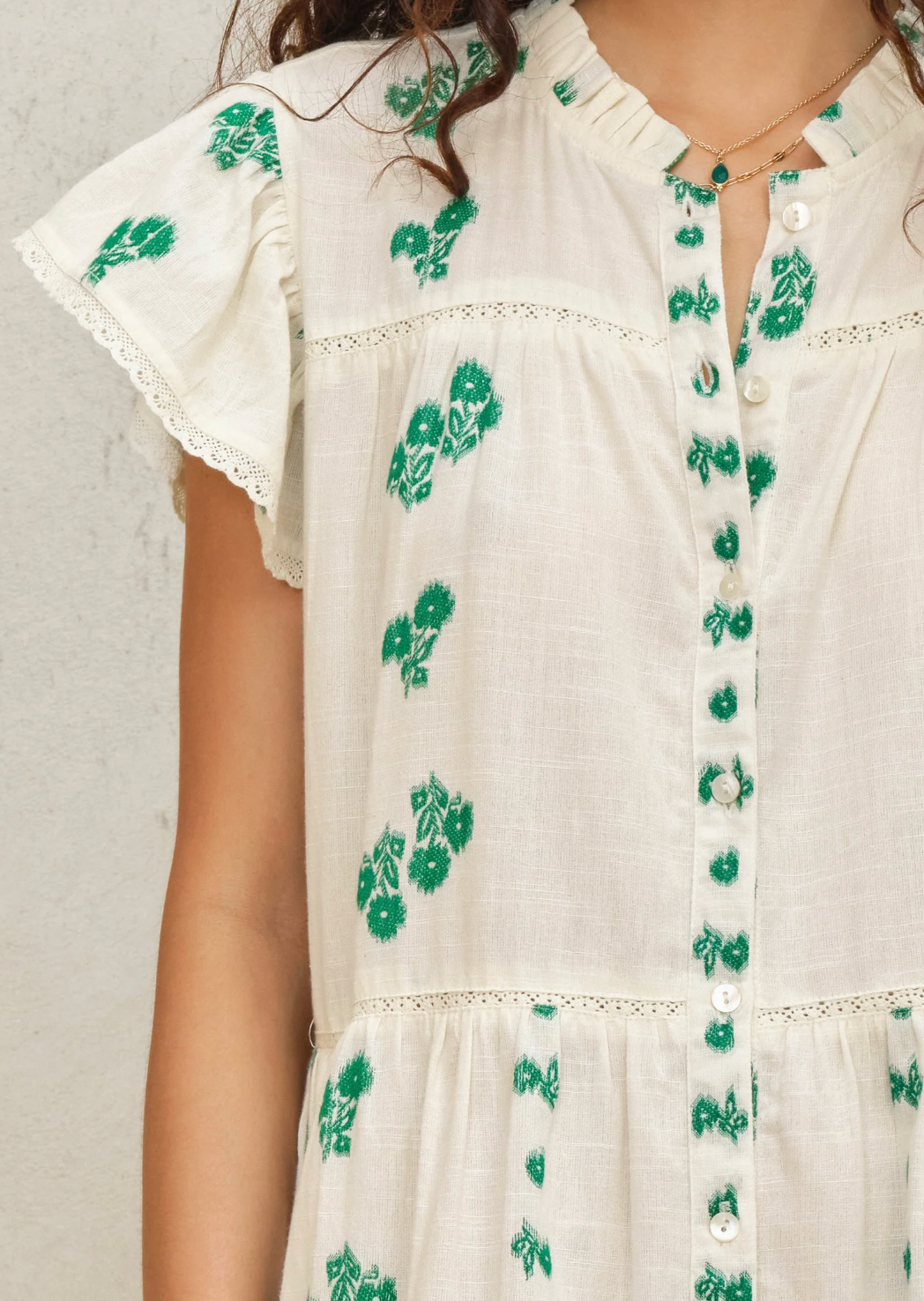 IRIS GREEN