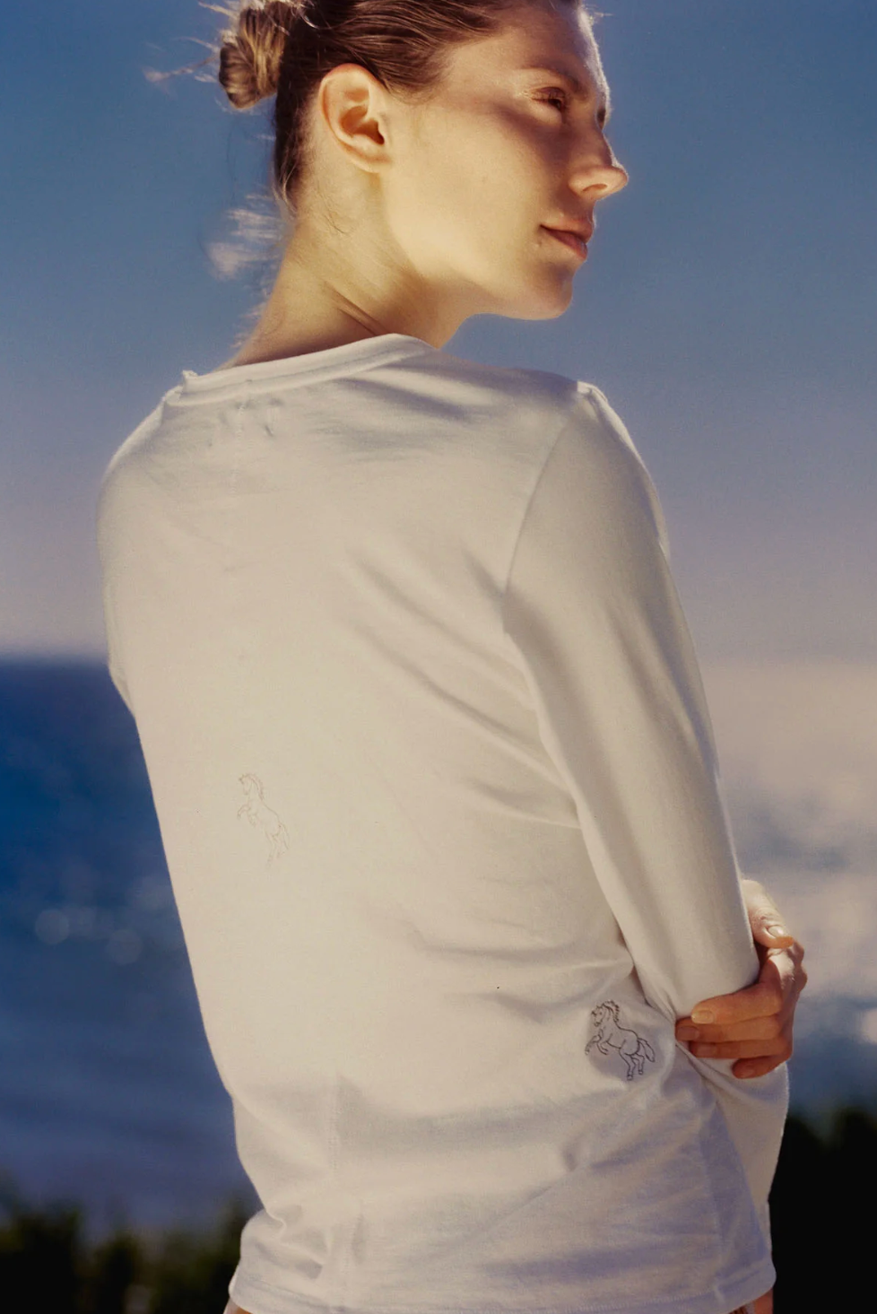 HORSE LONG SLEEVE WHITE