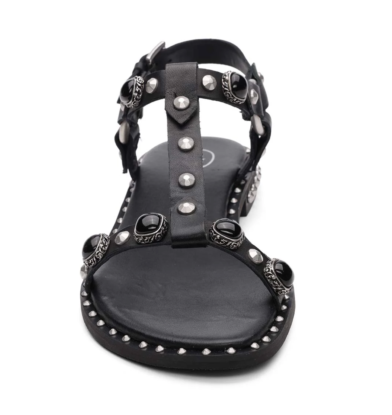 PEBBLE BLACK