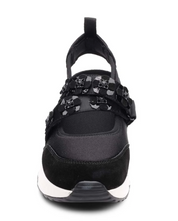LOTUS BLACK