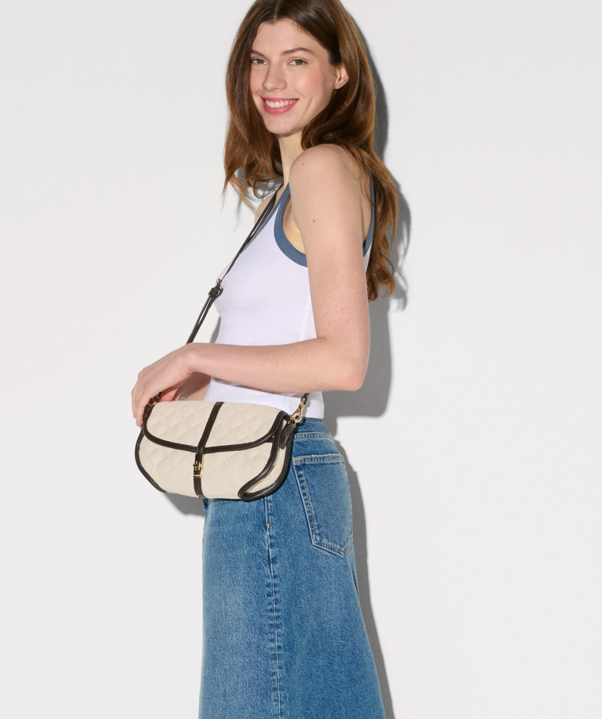 SMALL ASTOR CLUTCH SANDY LINEN