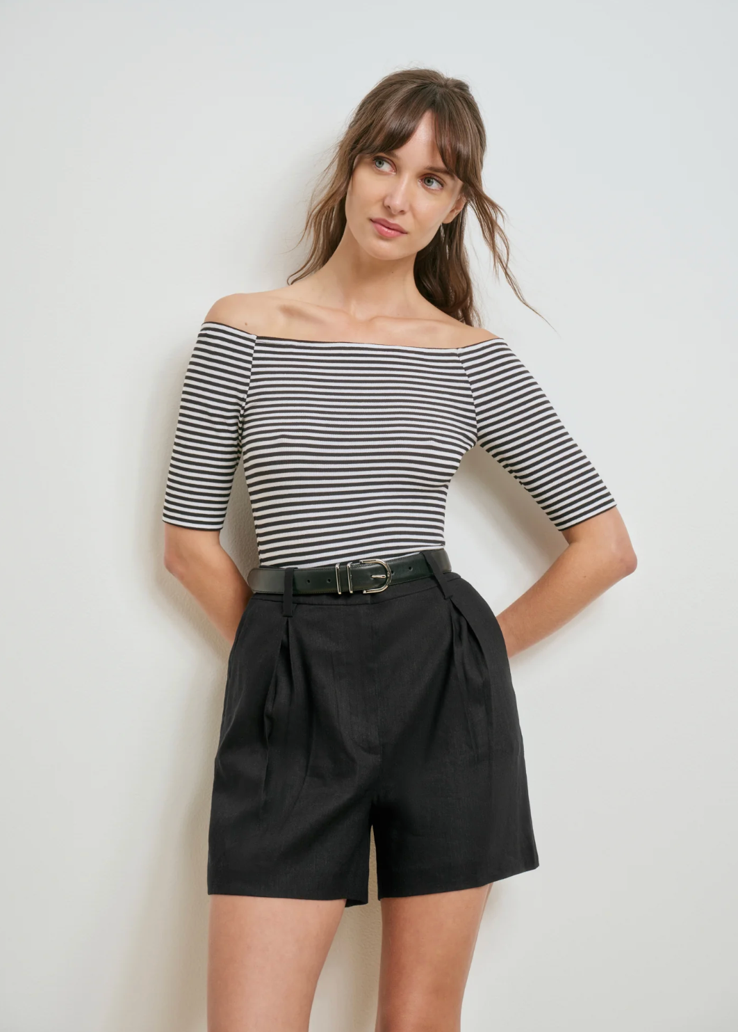 FAVORITE SHORT BLACK