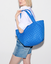 MEDIUM METRO TOTE DELUXE SURF BLUE