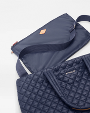 MEDIUM METRO TOTE DELUXE NAVY