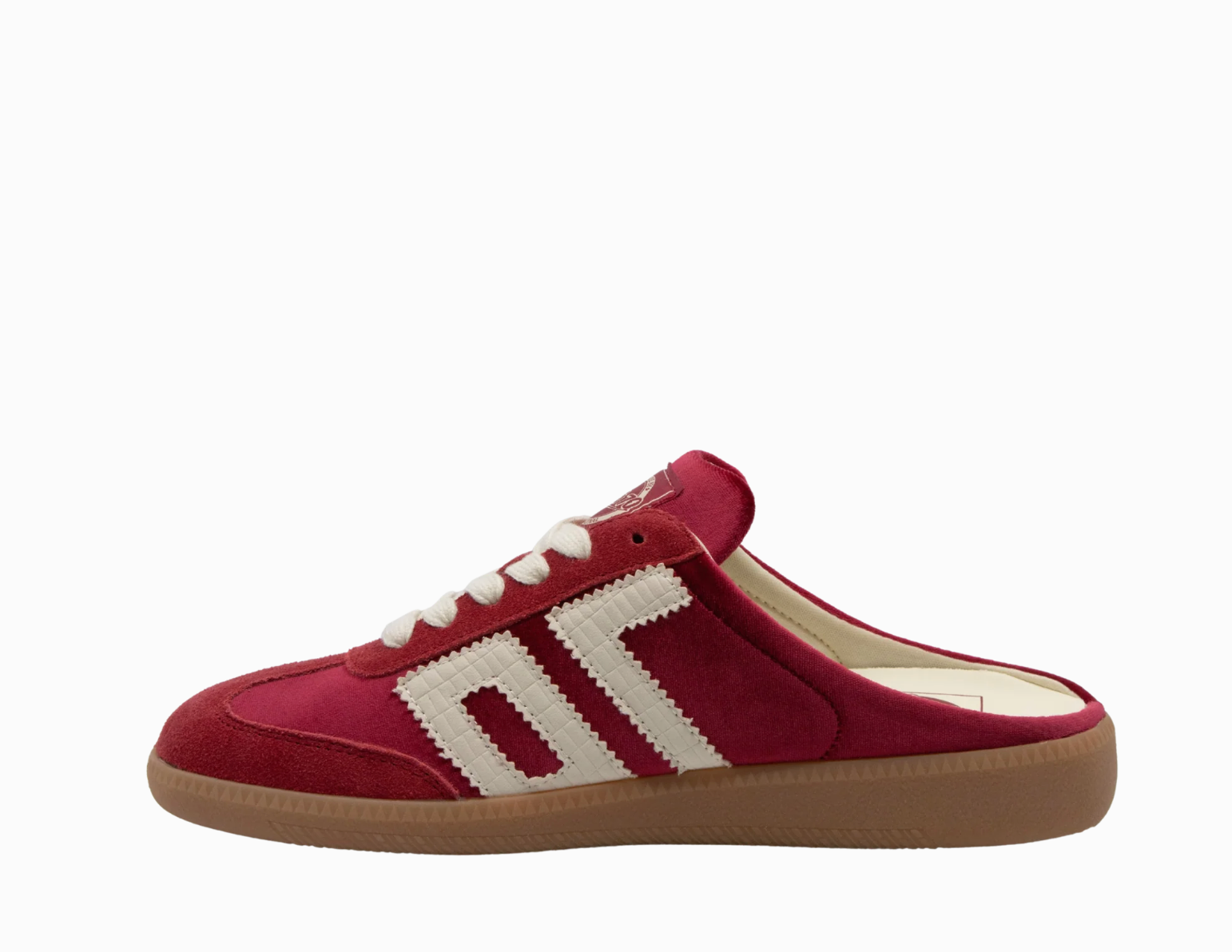 EASTER W26 VELVET RED MILK
