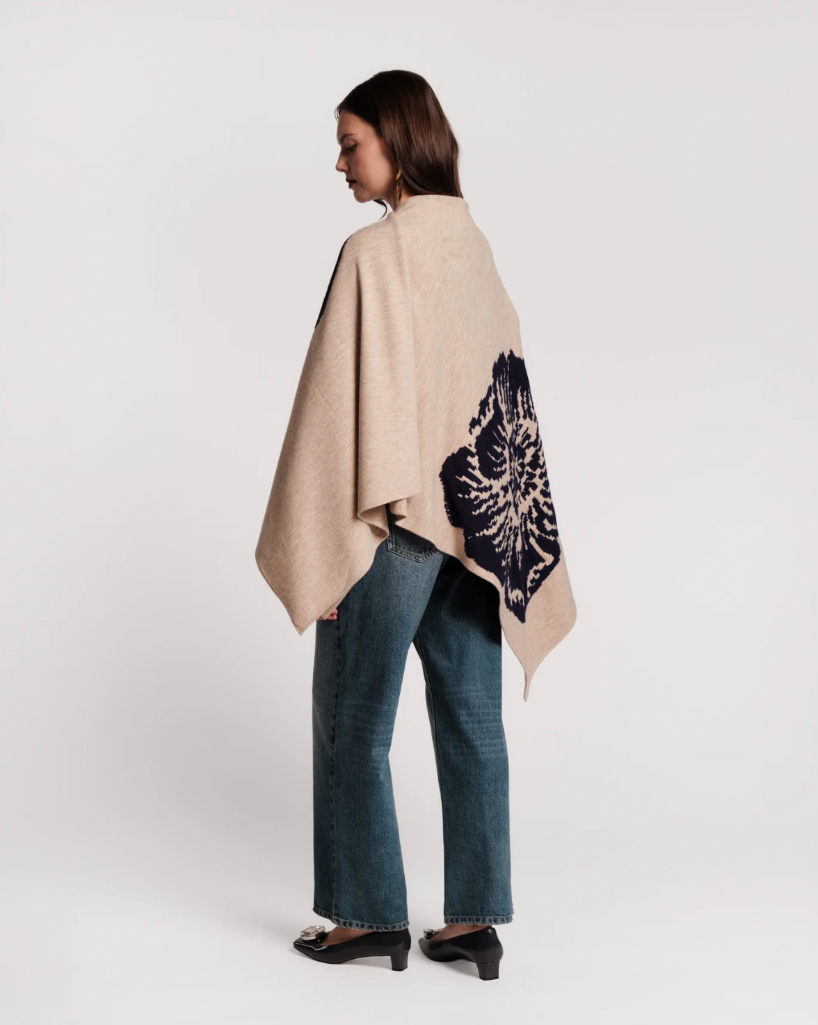 GINNY WRAP CAMEL CHRYSANTHEMUM