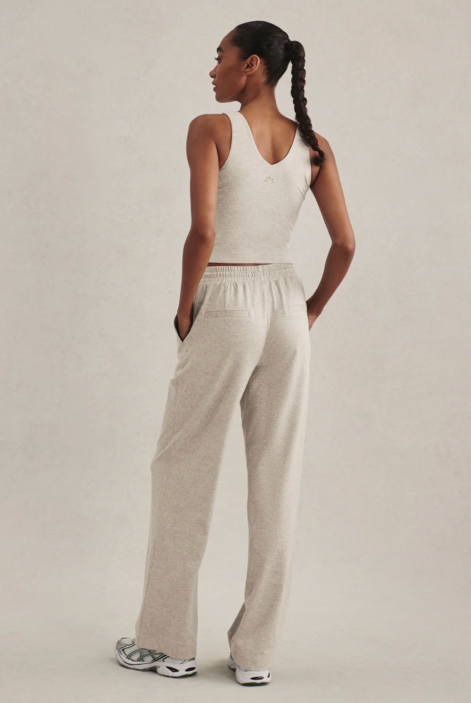 THE EASY JOGGER PEBBLE MARL