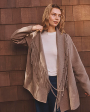 SANDRA TAUPE GREY