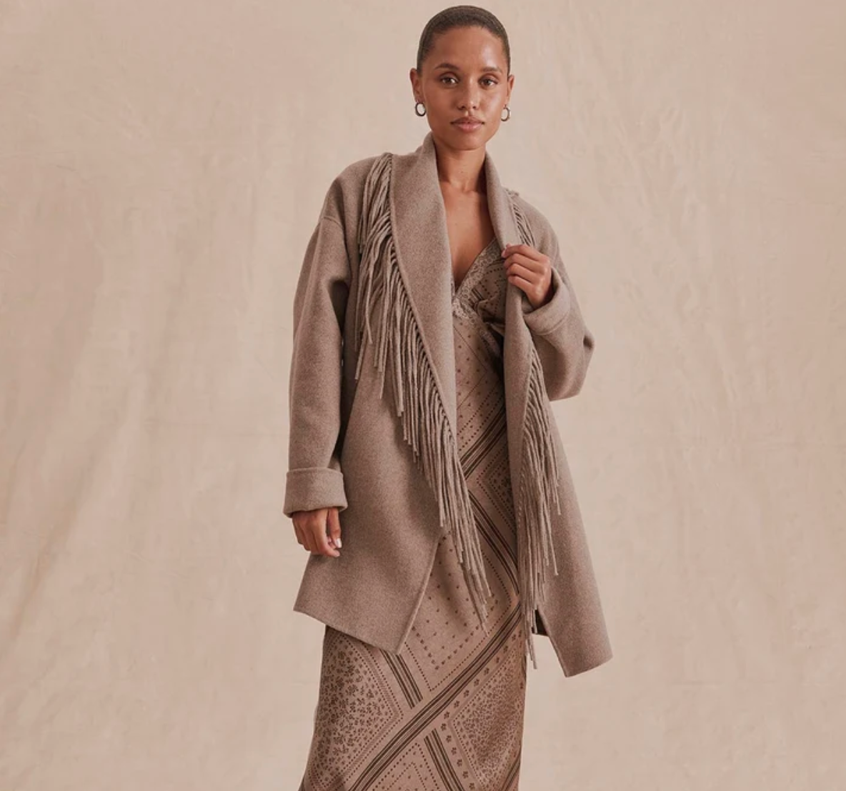 SANDRA TAUPE GREY