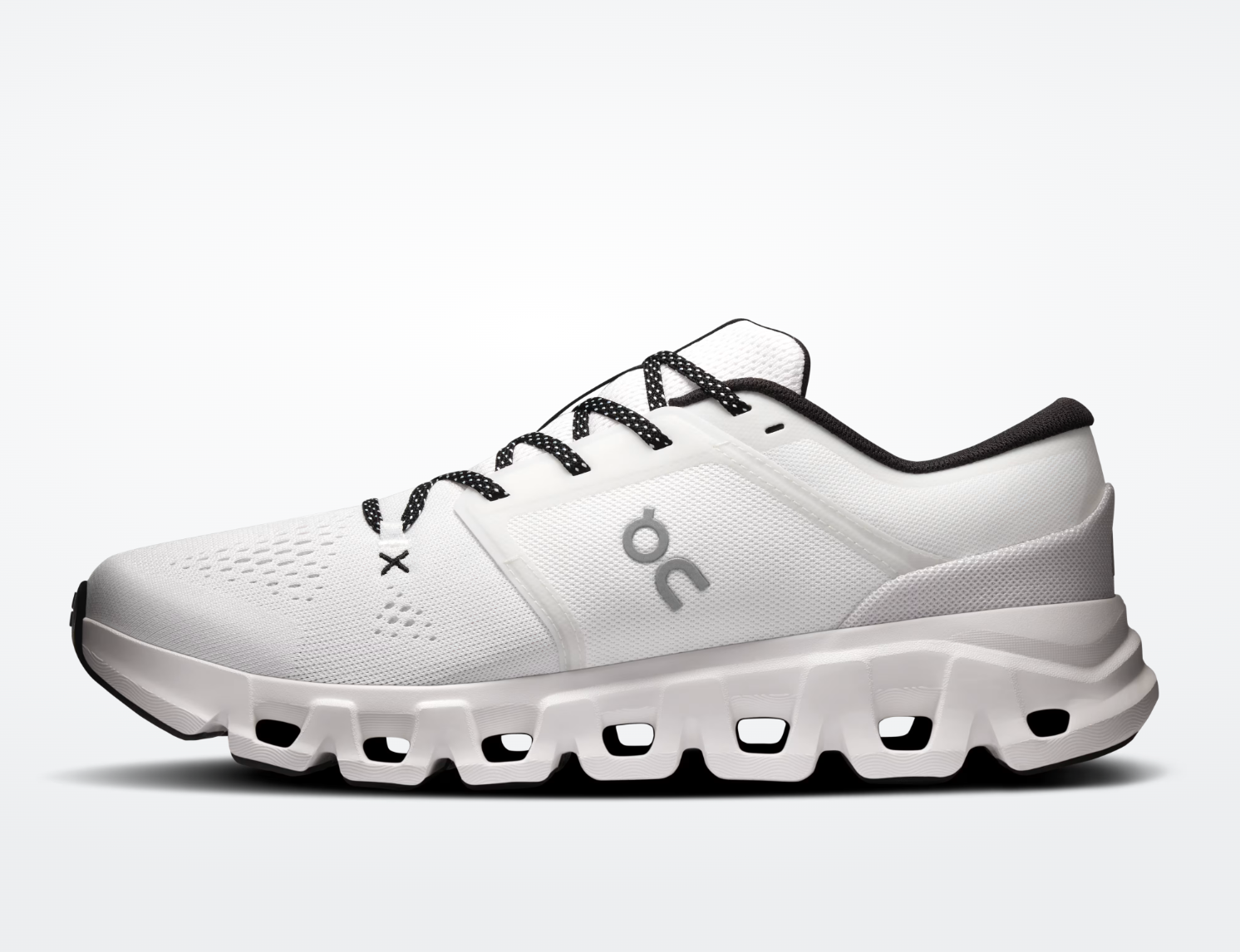 CLOUD X 5 WHITE BLACK