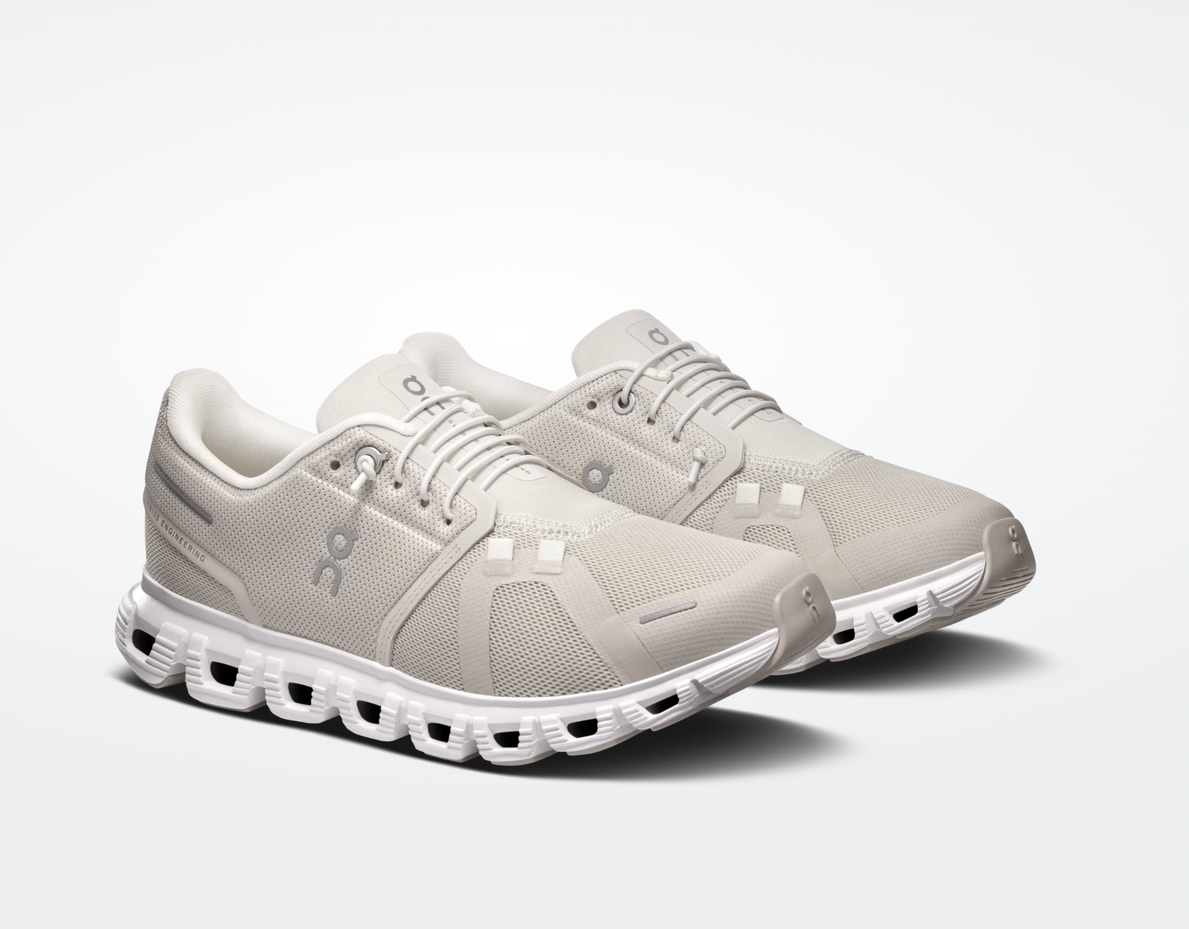 CLOUD 6 PEARL WHITE